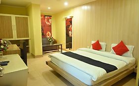 Hotel K D Palace